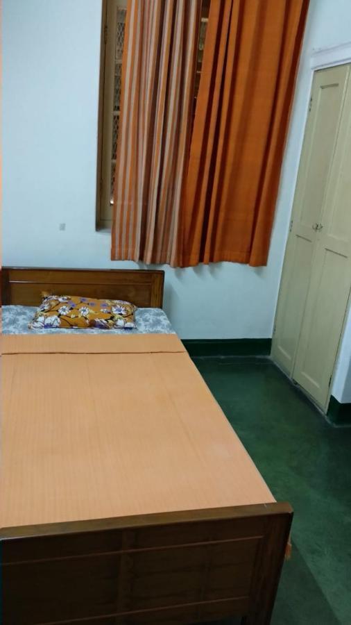 Ywca Gallway Guest House Kolkata Exterior photo