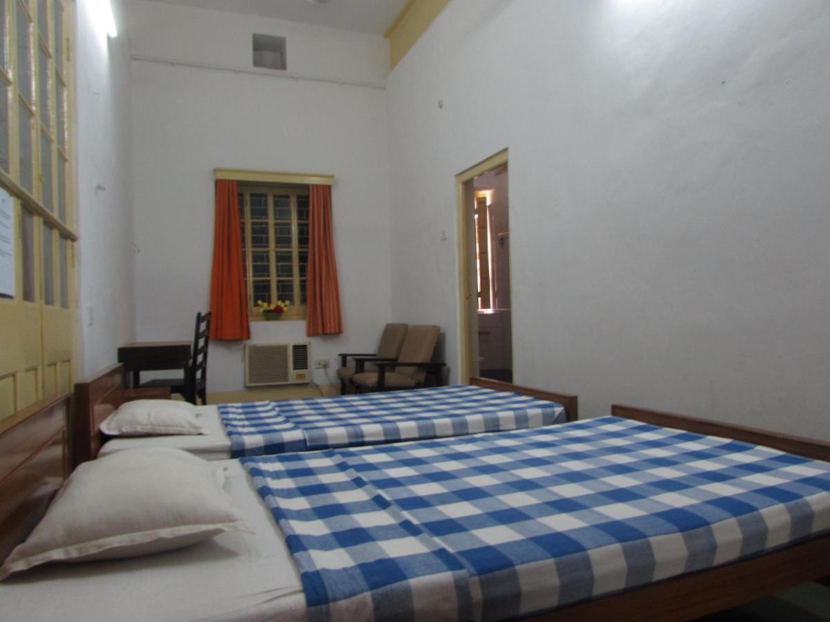 Ywca Gallway Guest House Kolkata Exterior photo